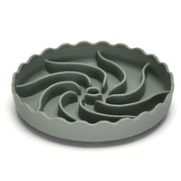 HKM-9748797 Non-Slip Slow Food Bowl for Dogs - Food Grade Silicone with Suction Cup, 20cm