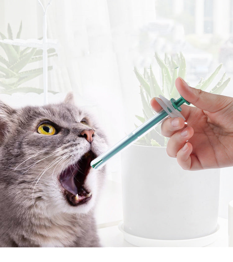 HKM-9778877 Cat and Dog Pill Dispenser with Soft Tip Syringe for Easy Medication Administration to Small Pets