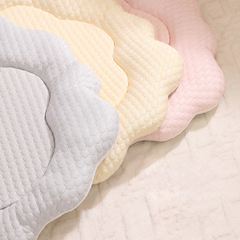 HKM-9788989 Pet Cooling Sleeping Mat for Cats and Dogs - Soft Sponge and PP Cotton Fabric - 70x55CM Size