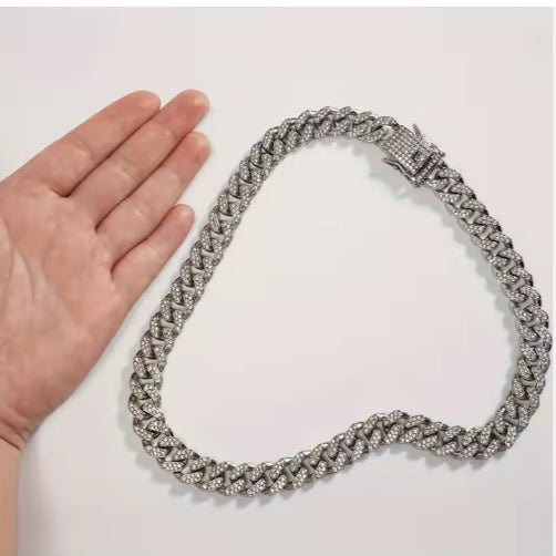 HKM-9795517 Luxury Alloy Dog and Cat Choker with Sparkling Diamond Design, Adjustable and Durable Metal Chain