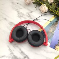 HKM-983315 Portable Over-Ear Wired Headphones with Adjustable Design and High-Definition Sound Quality