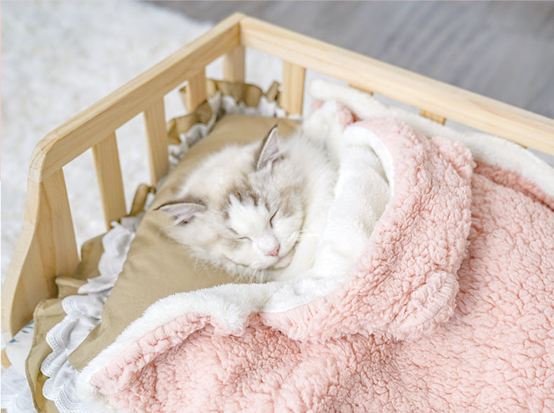 HKM-9870525 Cozy Bear Cloak Blanket for Dogs and Cats in Multiple Colors