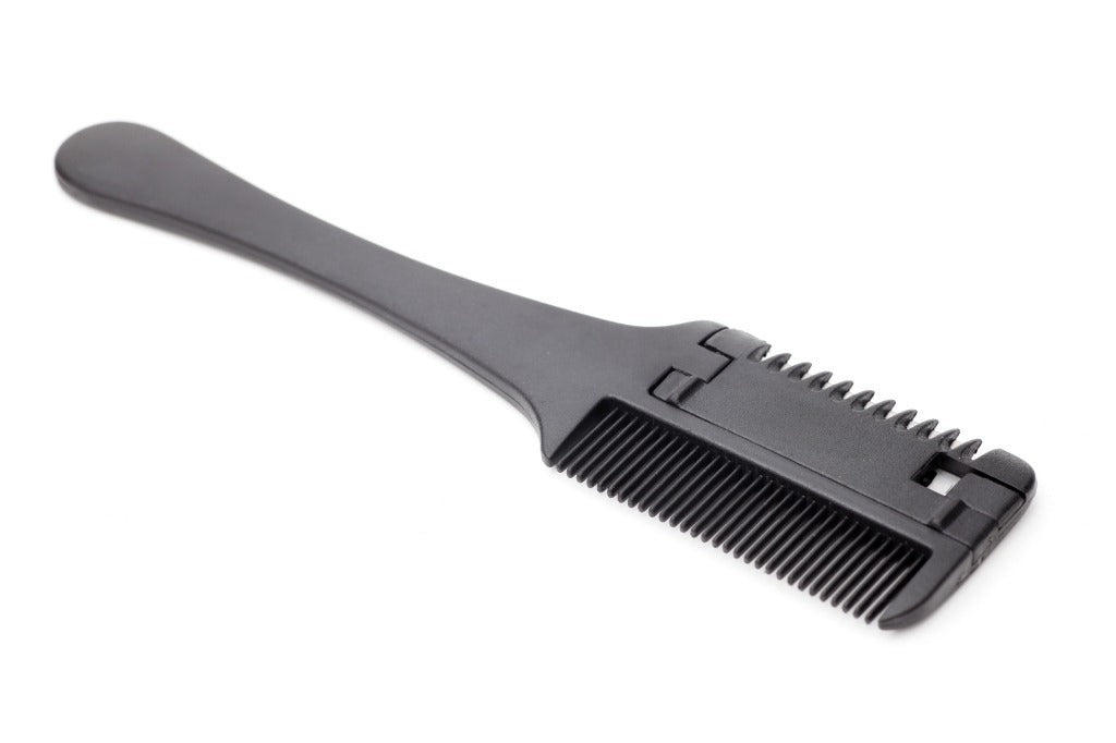 HKM-9877181 2-in-1 Pet Razor Comb for Dogs and Cats with Extra Blades – Grooming Brush and Hair Trimmer