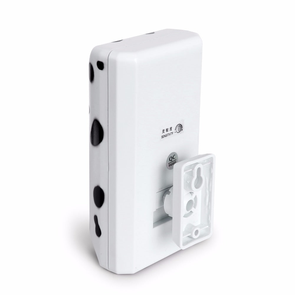 HKM-9894461 Ultrasonic Anti-Barking Device with Adjustable 360-Degree Wall Holder