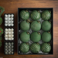 HKM-989715 8cm Antique Style Christmas Ball Ornaments - 12 Pack in Gold, Silver, Green, and Black