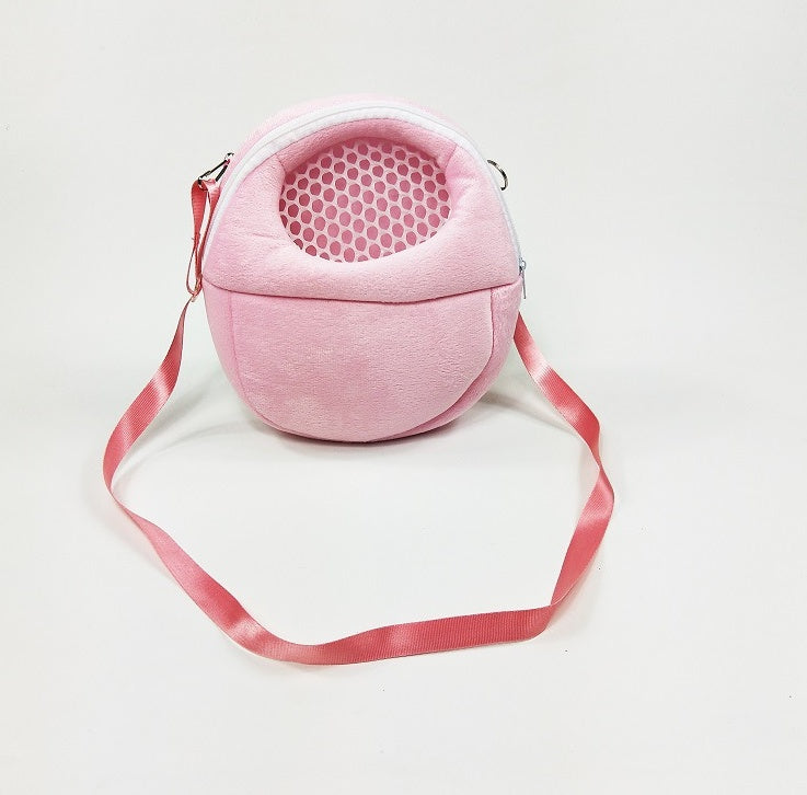 HKM-9914685 Small Pet Take-Away Backpack - Comfortable & Breathable Bag for Hamsters, Chinchillas, Guinea Pigs - 3 Sizes Available
