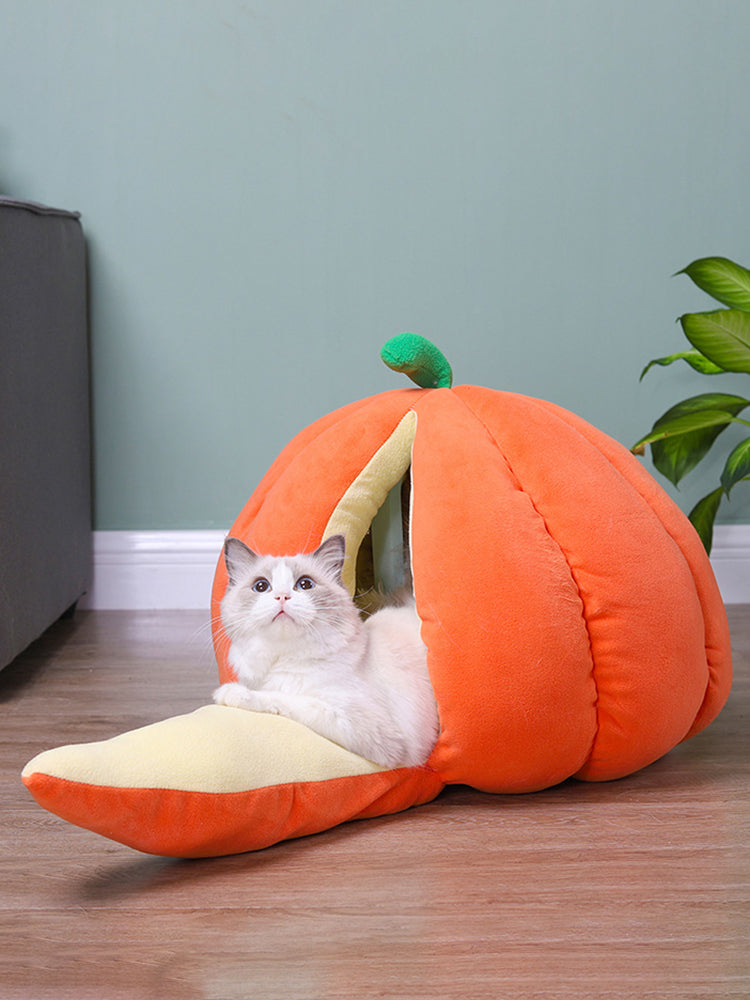 HKM-9922237 Cozy Winter Cuddle Cave for Cats and Small Dogs - Pumpkin Design, Machine Washable