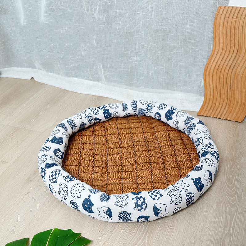 HKM-9972285 Fashionable Breathable Pet Kennel - Stylish Minimalist Design in White and Blue Cat Prints, Multiple Sizes Available
