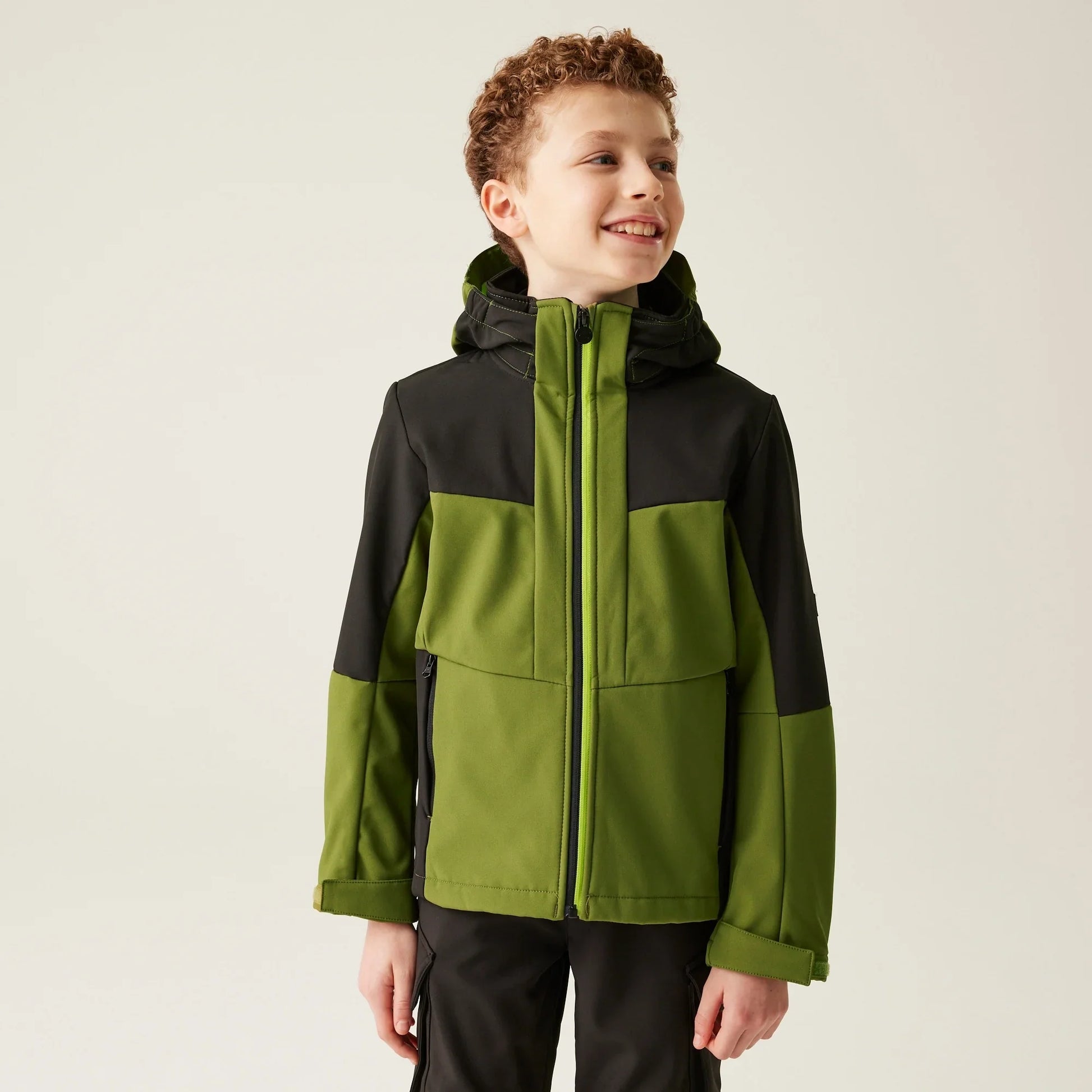 KTX-244371 Waterproof Kids Softshell Jacket for Boys Comfortable Nylon Winter Autumn