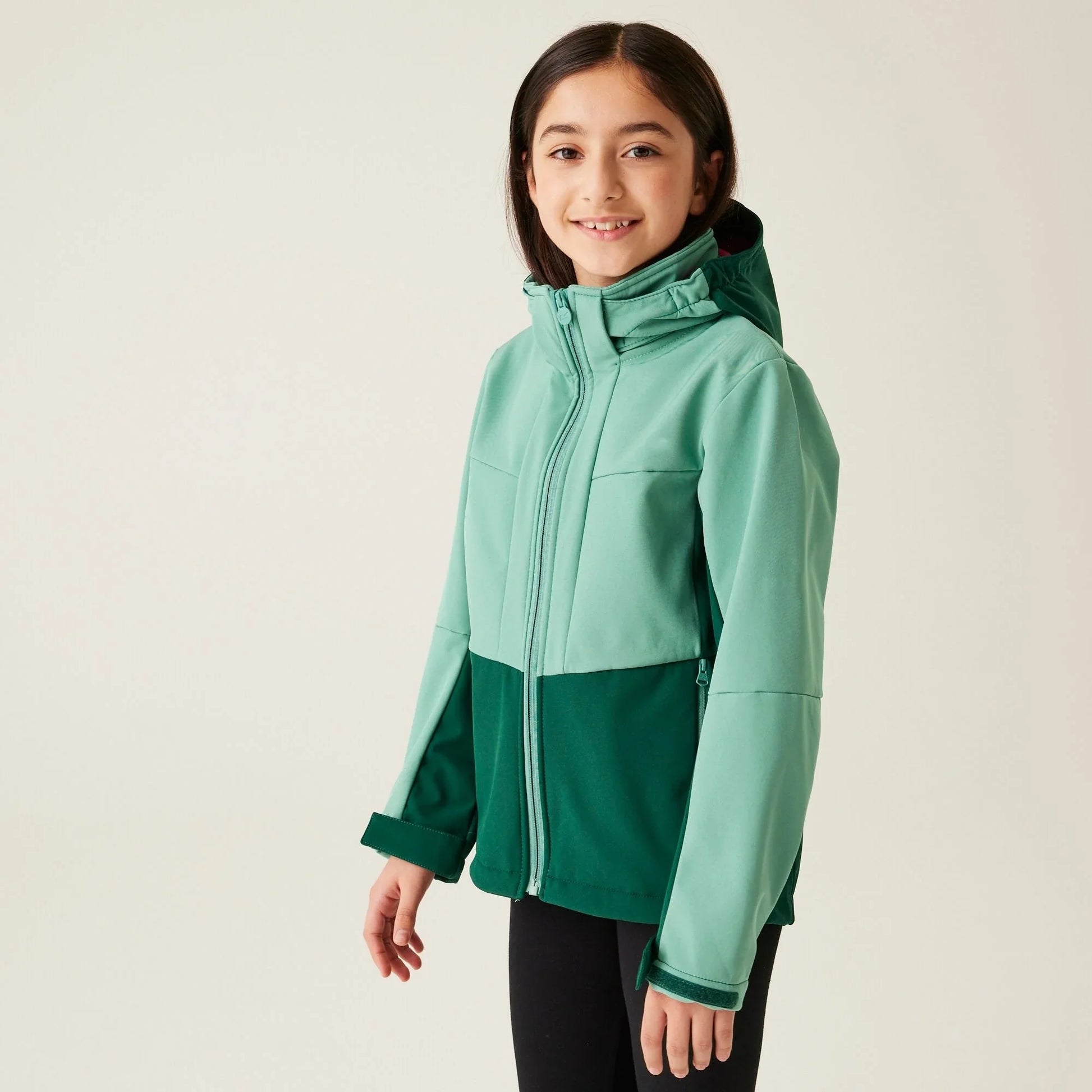KTX-277139 Customized Design Girls Softshell Windproof Jacket Elegant Dresses for Comfort and Style