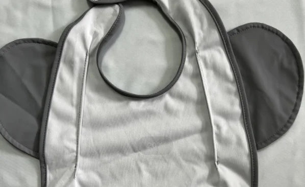 HKM-818387 Wholesale Food Grade Silicone Eating Bibs Baby Feeding Bibs
