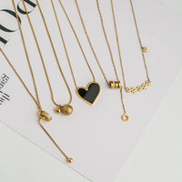 HKM-051219 Stainless Steel Jewelry Wholesale Women's Titanium Steel Necklaces Heart-shaped Sunflower Jewel Animal Pendant Necklaces
