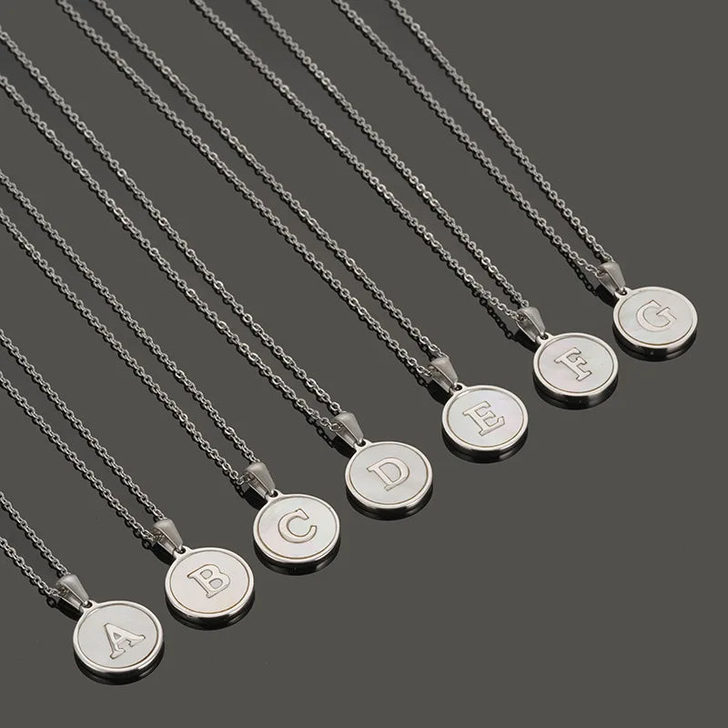 HKM-937107 Ins Fashion Jewelry Necklaces White Shell Letter Necklace Fade Resistant Stainless Steel Round Initial Charm Necklace