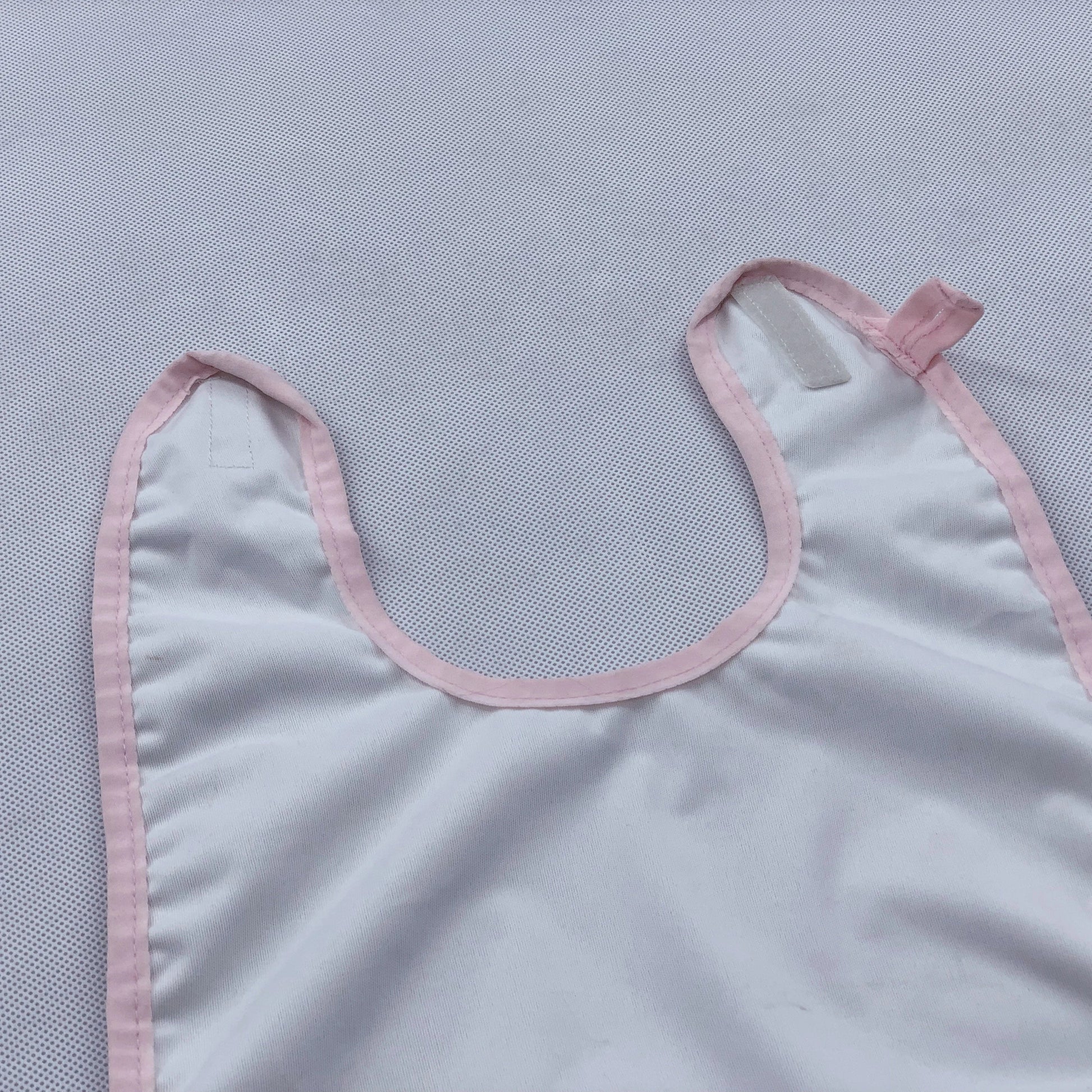 HKM-047763 Eco-Friendly Waterproof Long Sleeve Baby Bibs