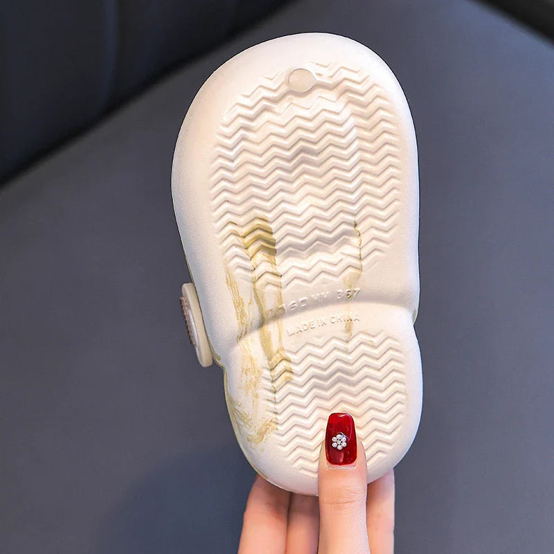 HKM-689619 Summer Wholesale Cute Leather Casual Shoes with Stock Availability Soft Sole Non-Slip Cartoon Baby Buckle Toddler Sandals