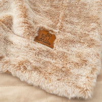 HKM-944979 Luxury Reusable Waterproof Cat and Dog Pee Mat Cover with Double-Sided Fur Sherpa and Coral Velvet Fleece