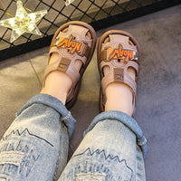 HKM-918995 Stylish and Comfortable Summer New Girls' Sandals with Soft Non-Slip Bottom, Unique Textured Beach Sandals for Children