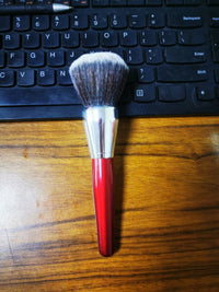 HKM-966355 Large Flame Powder Brush for Blush and Makeup Application