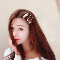 HKM-118099 Elegant Pearl Edge Hair Clip - Alloy Construction for Stylish Hold