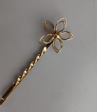 HKM-118099 Elegant Pearl Edge Hair Clip - Alloy Construction for Stylish Hold