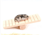 HKM-188691 Natural Wooden Hamster Seesaw for Stress Relief and Exercise