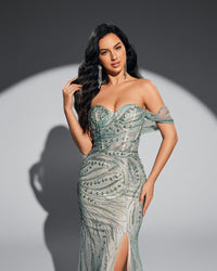 HKM-462547 Elegant Green Evening Dress - Model EZ25012 with Flattering Silhouette and Timeless Design