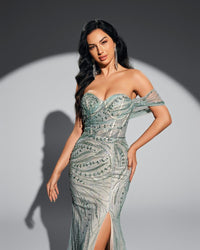 HKM-462547 Elegant Green Evening Dress - Model EZ25012 with Flattering Silhouette and Timeless Design