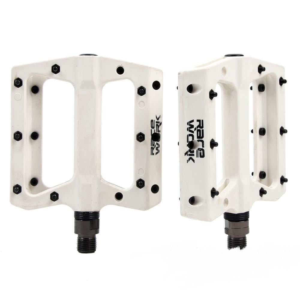 HKM-950419 Ultralight Nylon Mountain Bike Pedals with Wide Anti-Skid Design