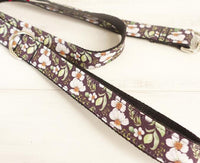 HKM-938579 Small Flower Print Pet Traction Set - Durable Polyester Material for Safety and Comfort