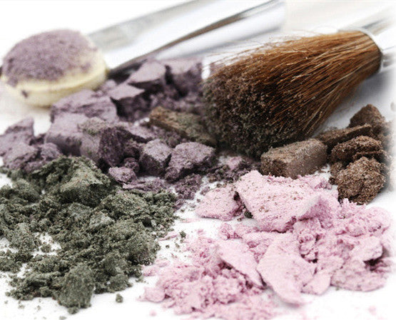 KTX-663123 Multifunctional Comprehensive Makeup Palette with 94 Eye Shadows, Lipsticks, and More