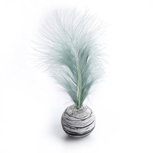 HKM-888019 Feathered EVA Lightweight Foam Ball Toy for Cats – Fun Pet Playtime Accessory