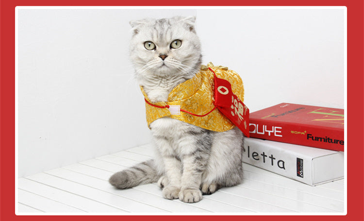 HKM-720275 Cozy Red Cloak for Cats - Acrylic New Year Pet Outfit with Envelope