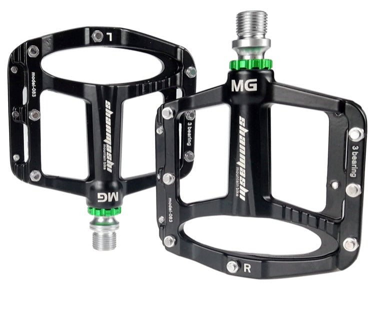 HKM-671315 Lightweight Magnesium Alloy Bicycle Pedals with 3-Bearing System