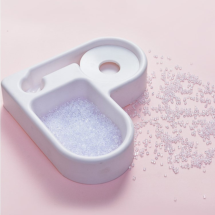 HKM-142227 Heart-Shaped Double Pet Bowl with 500ml Automatic Water Refilling, Made of Durable PP Material