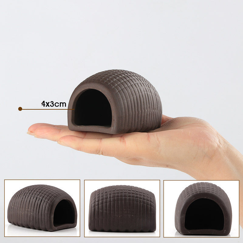 HKM-139923 Ceramic Fish Tank Spawning Pots in Various Designs and Hole Configurations