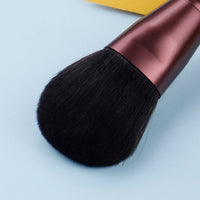 HKM-724371 Long Handled Makeup Brush with Man-Made Fiber Bristles