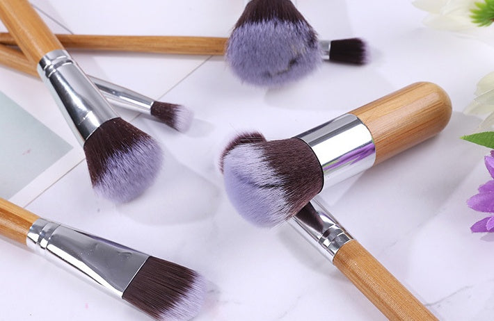 HKM-919827 11-Piece Bamboo Handle Makeup Brush Set with Linen Bag for Blush and Foundation Application