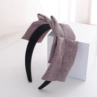 HKM-283091 Striped Flannel Headband for Women - Non-Slip Fabric Hairpin in Red, Grey, and Beige