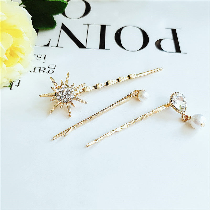 HKM-544083 Elegant Three-Piece Flower Hairclip Set in Alloy for Women