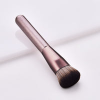 HKM-887059 12-Piece Makeup Brush Set with Nylon Bristles and Long Wooden Handles