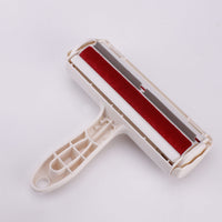HKM-788435 Large Roller Sticky Brush for Pet Hair Removal ¨C Modern Design in Red and Blue