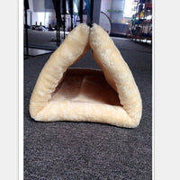 HKM-997331 Cozy Cat Tunnel Sleeping Bag Nest with Crinkle Sound for Enhanced Playtime