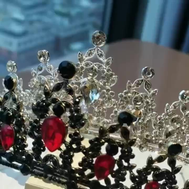 HKM-840147 Water Diamond Alloy Crown Headwear with White Crystals for Women