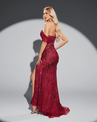 HKM-429779 Elegant Red Evening Dress with Luxe Design and Flattering Fit