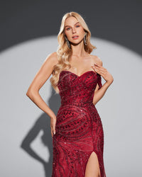 HKM-429779 Elegant Red Evening Dress with Luxe Design and Flattering Fit