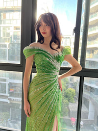 HKM-879635 Elegant Green Evening Gown for Ladies - Style EZ25221