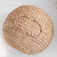 HKM-464467 Natural Water Hyacinth Woven Circular Cat Bed with Handle - 18"x18"x18" - Eco-Friendly Design