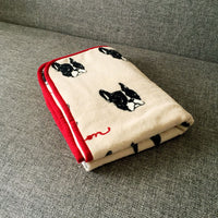 HKM-909395 Cozy Coral Velvet Blanket in Beige Bull Head - Soft and Versatile for Pets and Babies, 70cm x 100cm