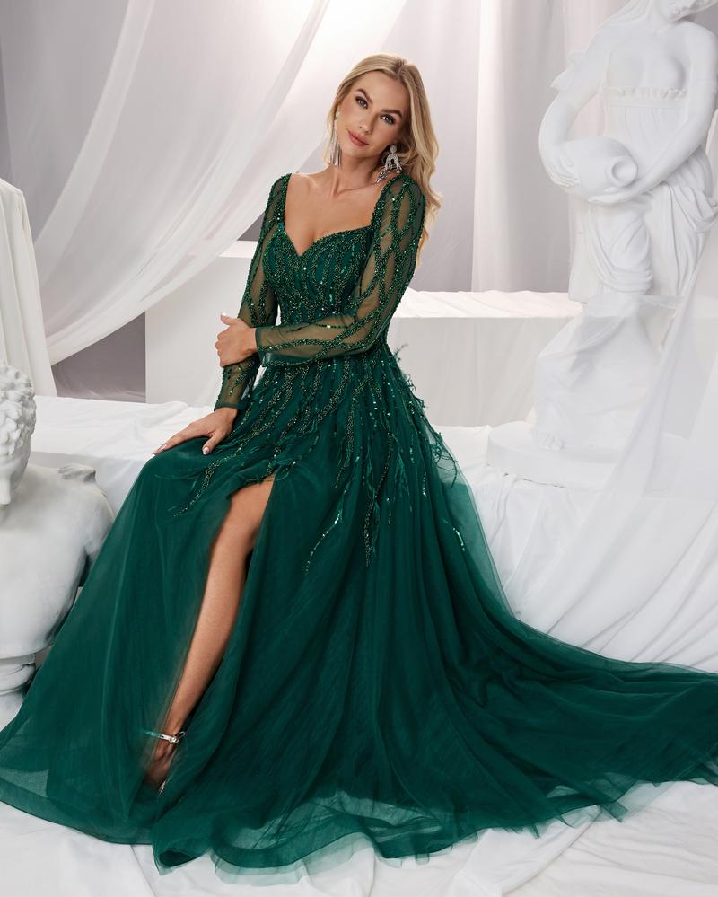 HKM-398163 Elegant Green Evening Gown - Model EZ25058 for Special Occasions and Formal Events