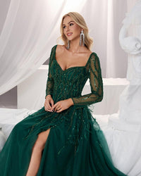 HKM-398163 Elegant Green Evening Gown - Model EZ25058 for Special Occasions and Formal Events